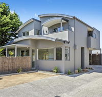 CAPEL'S REST - CAPEL SOUND - Accommodation Mermaid Beach