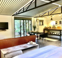 Capri Beach - Couples Retreat - Accommodation Mermaid Beach