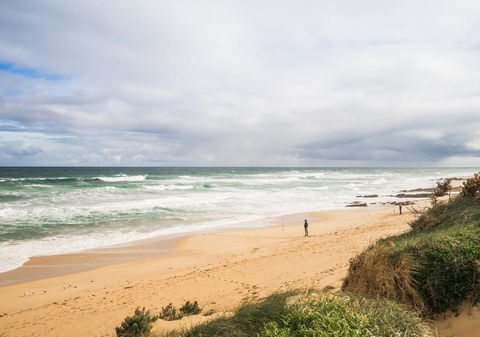 Capri House - Accommodation Mermaid Beach 1