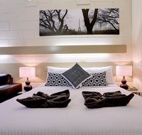 Castle Creek Motel - Accommodation Mermaid Beach