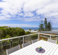 Casual Hamptons living Sunshine Beach - Accommodation Mermaid Beach