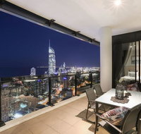Cavill Avenue Luxury Private Apartments - Accommodation Mermaid Beach
