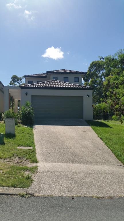 Molendinar QLD Accommodation Mermaid Beach
