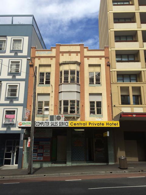 Central Private Hotel - Accommodation Mermaid Beach 3
