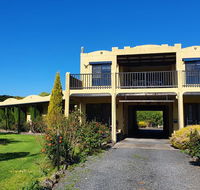 Chateau Bass - Accommodation Mermaid Beach