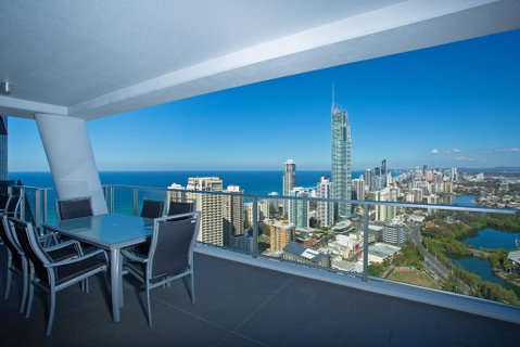 Circle On Cavill - Private Apartments - Accommodation Mermaid Beach 0