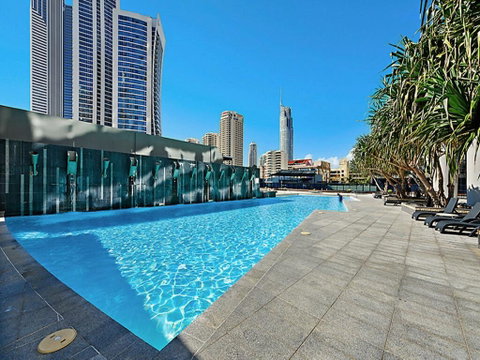 Circle On Cavill Sky Home- Holidays Gold Coast - Accommodation Mermaid Beach 1