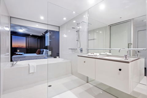 Circle Private Residences - Accommodation Mermaid Beach 2