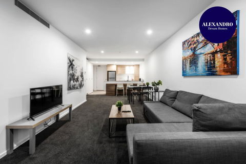 CITY APARTMENT And FREE CITY TOUR BUS NEARBY - Accommodation Mermaid Beach 0