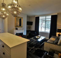 City Life Apartment-full kitchen  separate bedroom - Accommodation Mermaid Beach