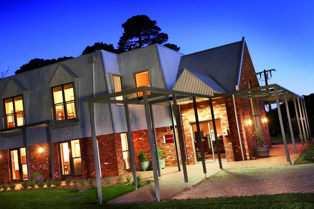 Benloch VIC Accommodation Mermaid Beach