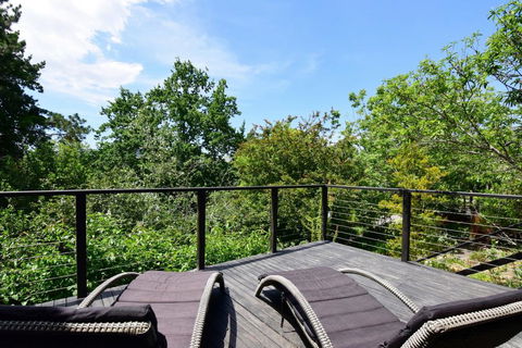 Cloudsong Chalet 3 - Close To The Village Centre! - Accommodation Mermaid Beach 1