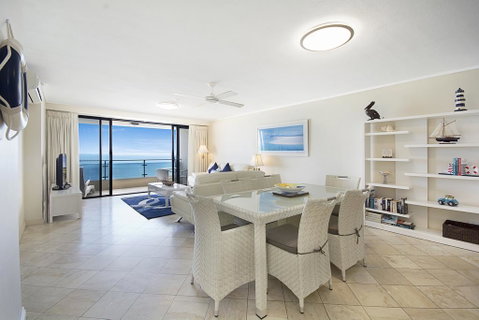 Clubb Coolum Beach Resort - Accommodation Mermaid Beach 3