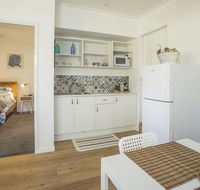 Clyde Studio 53 Mollymook - Accommodation Mermaid Beach