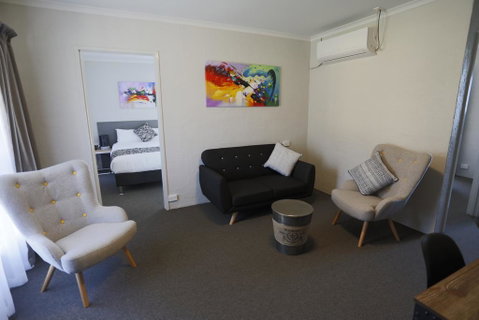 Coachman's Eden - Accommodation Mermaid Beach 3