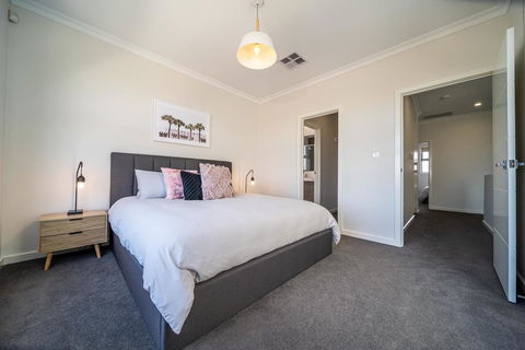 Coast On Clovelly - Close To The Beach - Wifi - Nespresso - Accommodation Mermaid Beach 1