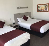 Cobb Inlander Motel - Accommodation Mermaid Beach