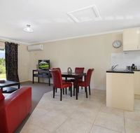 Colonial Inn Guest Rooms - Accommodation Mermaid Beach