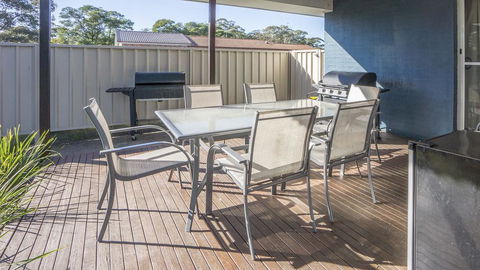 Conley Ave 8 Pet Friendly - OUTSIDE Only - Accommodation Mermaid Beach 0