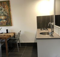 Coonawarra Cabins Unit A - Accommodation Mermaid Beach