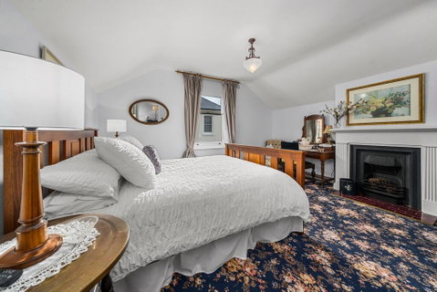 Coopers Cottage Battery Point - Accommodation Mermaid Beach 3