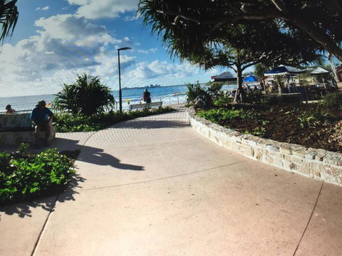 Coral Sea Views Private Beachfront - Accommodation Mermaid Beach 3