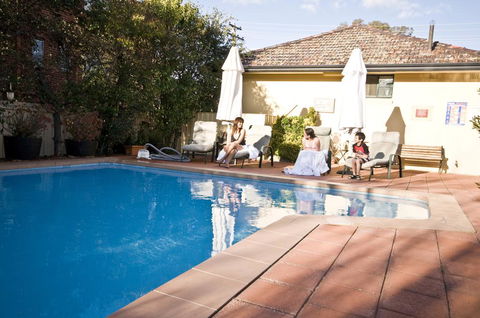 Country Plaza Motel - Accommodation Mermaid Beach 0