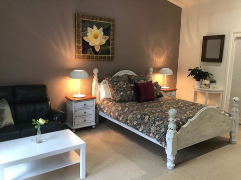 Country Retreat - Accommodation Mermaid Beach 0