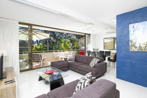 Cove Point 2 - Accommodation Mermaid Beach 1