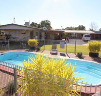 cross roads motel - Accommodation Mermaid Beach