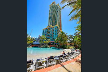 Crown Towers with Accommodation Mermaid Beach