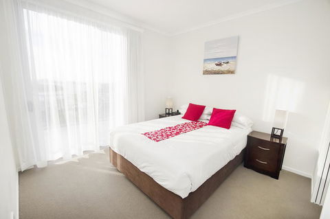 Curtis Central Apartments - Accommodation Mermaid Beach 3