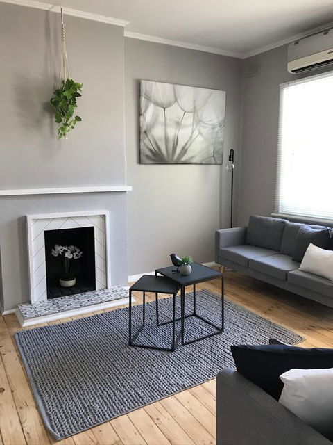 Cute And Cosy II - Events, Workers, Getaways. - Accommodation Mermaid Beach 2
