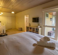 Cygnet Studio on Sturt - Accommodation Mermaid Beach
