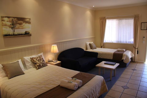 Dalby Mid Town Motor Inn - Accommodation Mermaid Beach 2