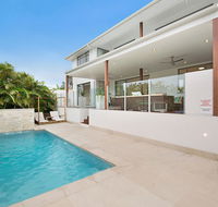 Deluxe on Water - Accommodation Mermaid Beach