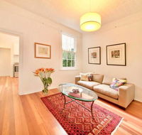Divine Early-Sydney Home - The Rocks - Accommodation Mermaid Beach