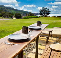Dolphin Studio Apartment 1a Ocean Street - Accommodation Mermaid Beach