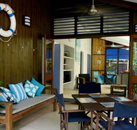 Driftwood - Accommodation Mermaid Beach