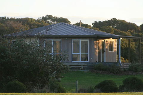 Driftwood Villas - Accommodation Mermaid Beach 2