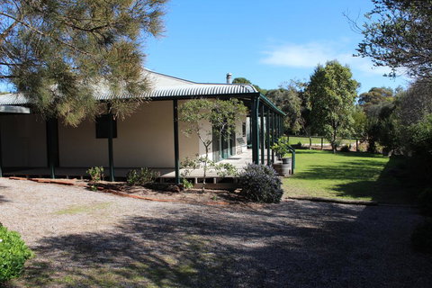 East Street Retreat - Accommodation Mermaid Beach 0
