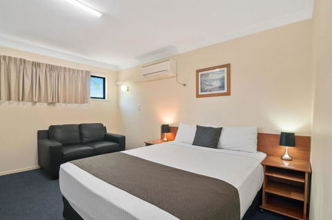 Econo Lodge Waterford - Accommodation Mermaid Beach 2
