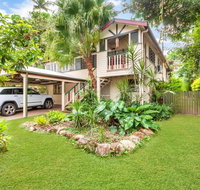 Edge Hill Holiday Home / Cairns - Accommodation Mermaid Beach