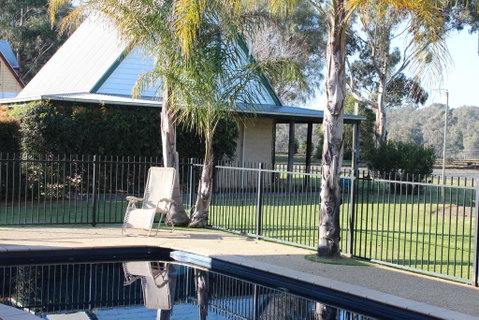 Elinike Guest Cottages - Accommodation Mermaid Beach 0