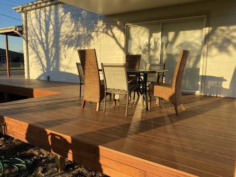 Ellalong Lagoon Home With A View - Accommodation Mermaid Beach 3