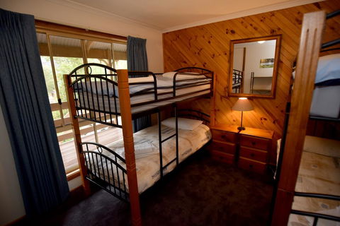 Ellimata Holiday Cottage - Accommodation Mermaid Beach 3