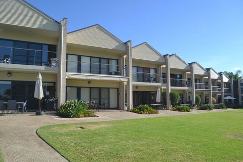 ELSINOR Townhouse 8 Mulwala - Accommodation Mermaid Beach 1