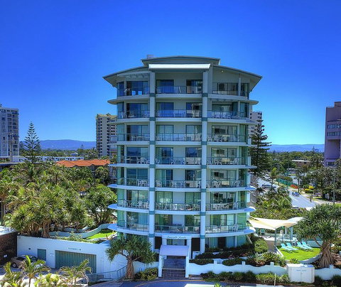 Emerald Sands Holiday Apartments - Accommodation Mermaid Beach 0