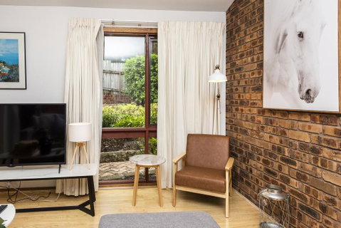 Epping 3BR 3BA Fast Wifi Easy Parking House - Accommodation Mermaid Beach 1