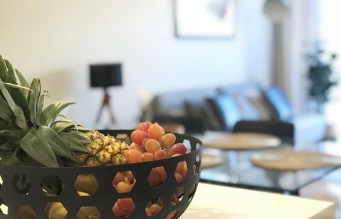 EVOLVE Near Adelaide CBD - Netflix / Wine / Lock Up Garage! - Accommodation Mermaid Beach 3